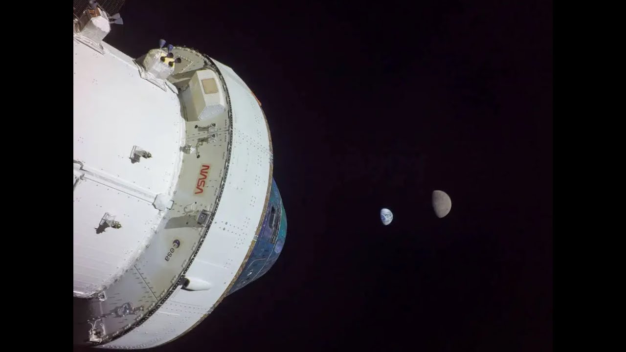 Artemis 1, but Free Bird is playing the ENTIRE mission