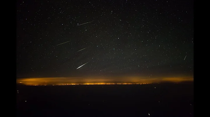 Perseids Meteor Shower 2018 4K Pilots View Time Lapse (Flight Deck)