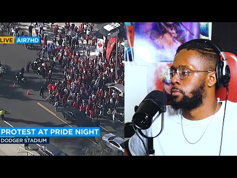 THOUSANDS Gather To Pray & Protest Drag Queen "Nuns" Being Honored At La Dodgers Pride Night
