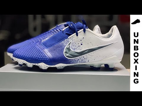 doe niet Ga naar het circuit Tochi boom Nike Phantom Venom Elite FG Euphoria mode - White/Racer Blue - YouTube