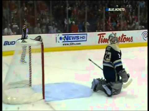 Bryan Bickell goal vs. Blue Jackets 4/1/2011