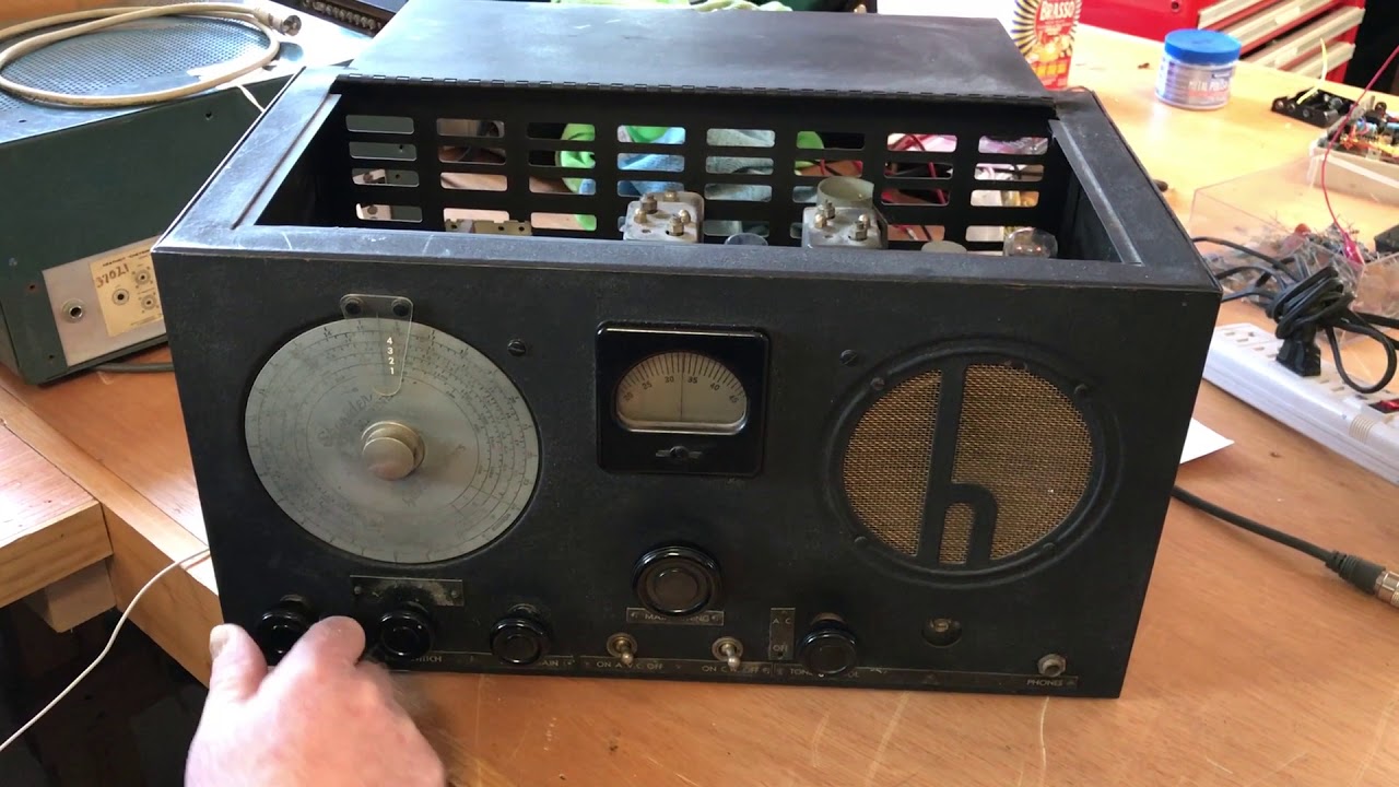 ハリクラフターズ　受信機　SKYRIDER MARINE  S-22 RigPix Database - Hallicrafters - S-22R 