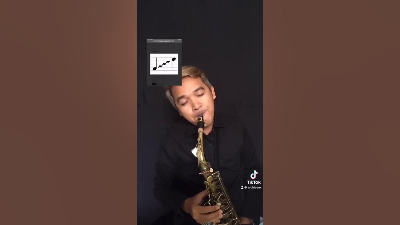 How to glissando on the saxophone YouTube