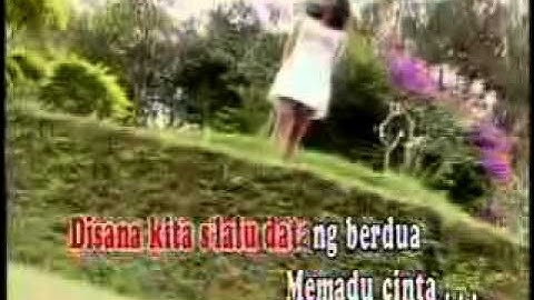 "Bukit berbunga" ( karaoke )