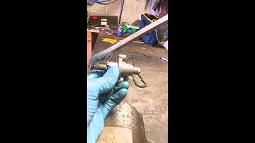 How to diagnose a bad cam chain on a dirtbike & manual chain tensioners!