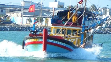 🔴 Ghe Pha Súc Cà Ná Như Ý 7 Tăng Tốc Ra Cửa Cảng Lagi || Bình Thuận Dấu Yêu