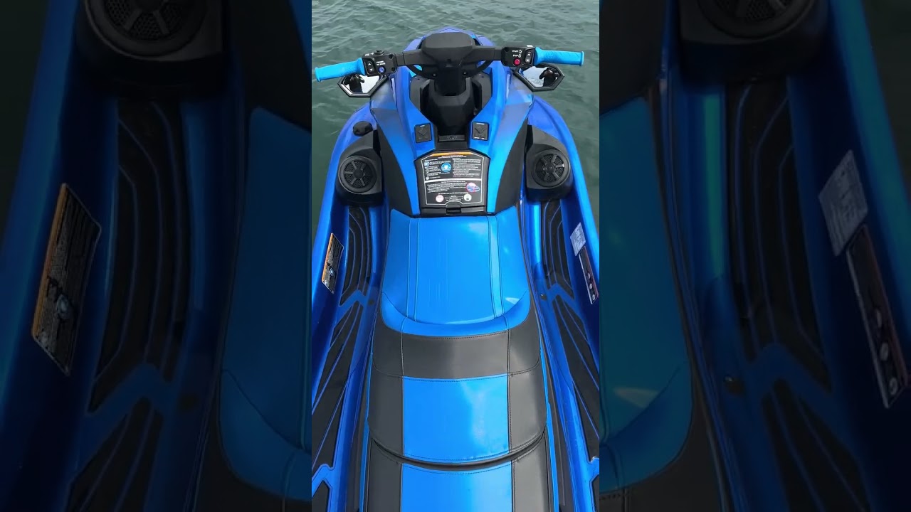 2023 Yamaha GP1800R SVHO in deep blue color