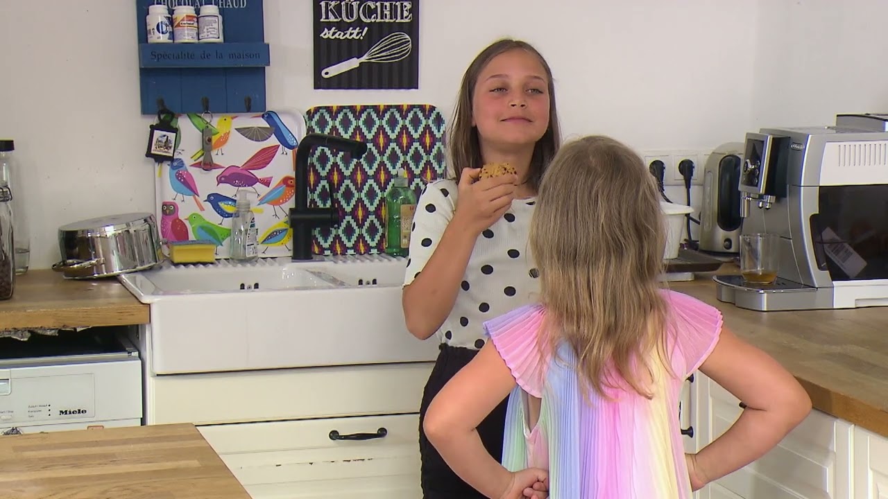 Helmi Kindersicherheitsclub (ÖGS): Sprechende Hände