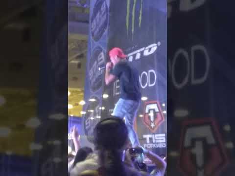 Yk Osiris freaky dancer live in Dallas tx going in for his fans