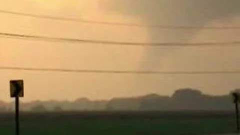 May 8th 2003 Lawrence KS Tornado!