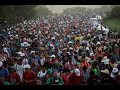 Караван нелегалов в Гондурасе направляется к границе США