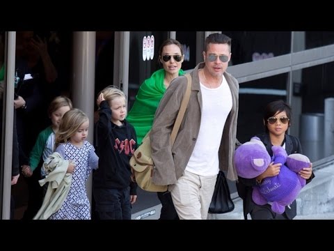 Video: Bradas Pittas kaltinamas prievarta prieš vaikus