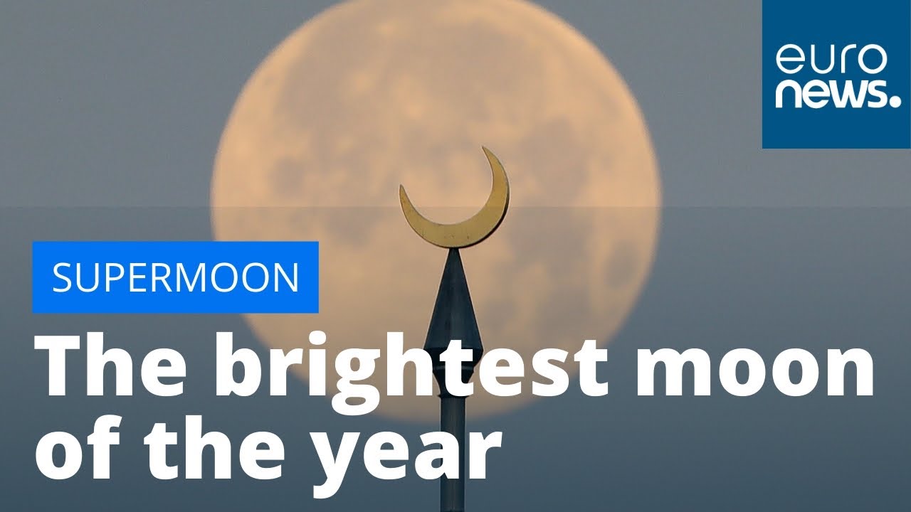 In pictures: The biggest and brightest 'supermoon' of the year - YouTube
