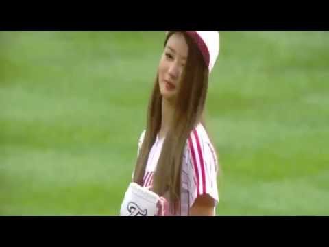 A-Pink Bomi - Baseball Pitching