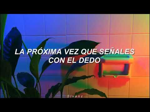 Paramore - Playing God ; Español
