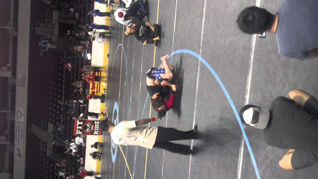 Jerome Rivera No-Gi 140s advanced division semi