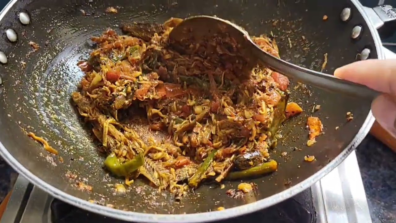Smoke fish with bamboo shoot 