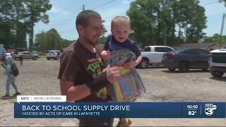 More Than 350 Backpacks Handed Out in Minutes at Lafayette Back-to-School Giveawayi