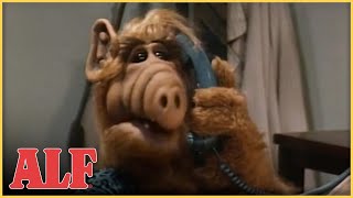 ALF Catches a Burglar | ALF | S1 Ep2 Clip