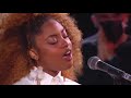 Mariah Nala cantando "Aleluia" e "Pretty Hurts" em homenagem ao Paulo Gustavo na Missa de Sétimo Dia