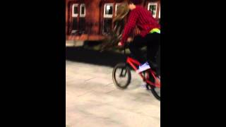 Very high 180 bmx (slow motion)