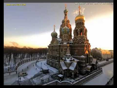 Video: UFO Mendarat Di Pusat St Petersburg