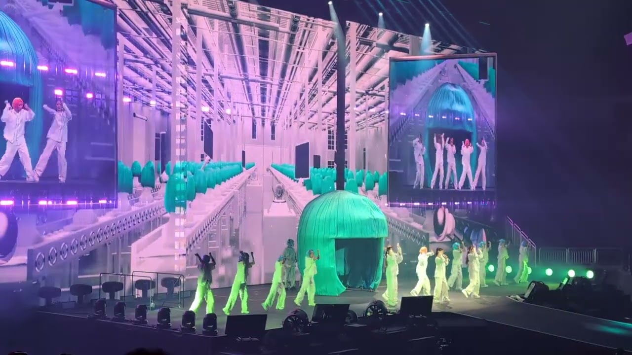 (G)I-DLE concert at UBS Arena, New York 2024-09-18