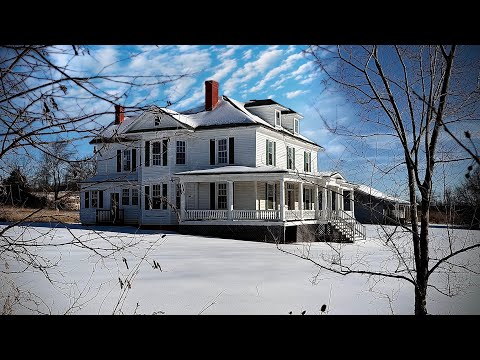 The Breathtaking 145 year old Abandoned Wycliffe Mansion w/ Incredible Woodwork in Tennessee