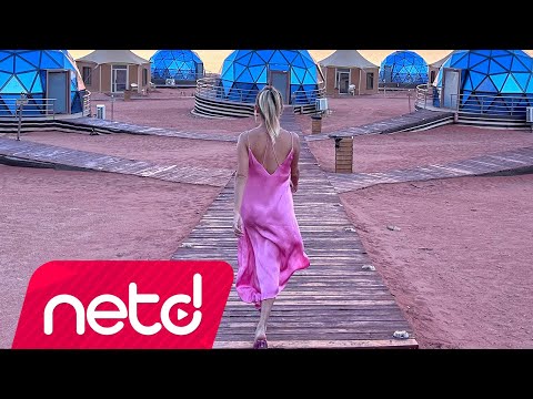 Gizem Ekinci — Çölde Bir Barbie