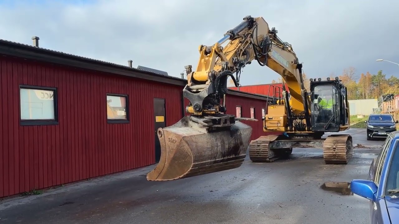 Bandgrävare CAT 326 FL