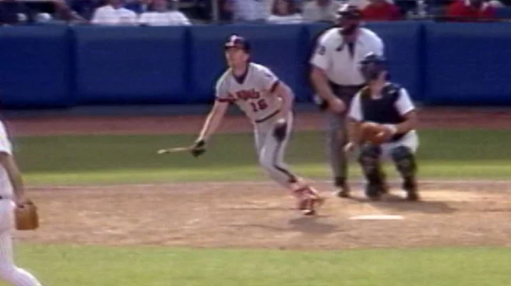 Jack Howell clubs broken-bat home run