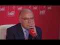 Cet auditeur ridiculise bernard cazeneuve