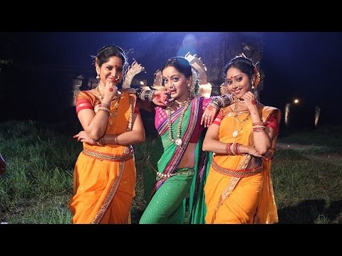 Making of Aase Wajwa Ki Song|Manasi Naik|Dholki Movie - YouTube