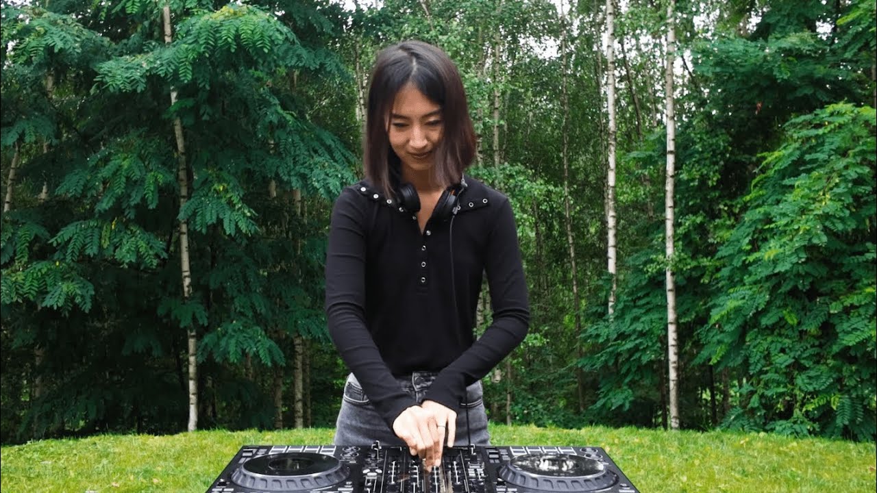 Progressive House & Melodic Techno DJ Mix by Alythia Kwan | Live @Tatra Mountains, Poland 2025