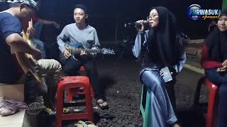 LESTI feat RISKA latihan bareng SEJUTA LUKA di halaman rumah lesti