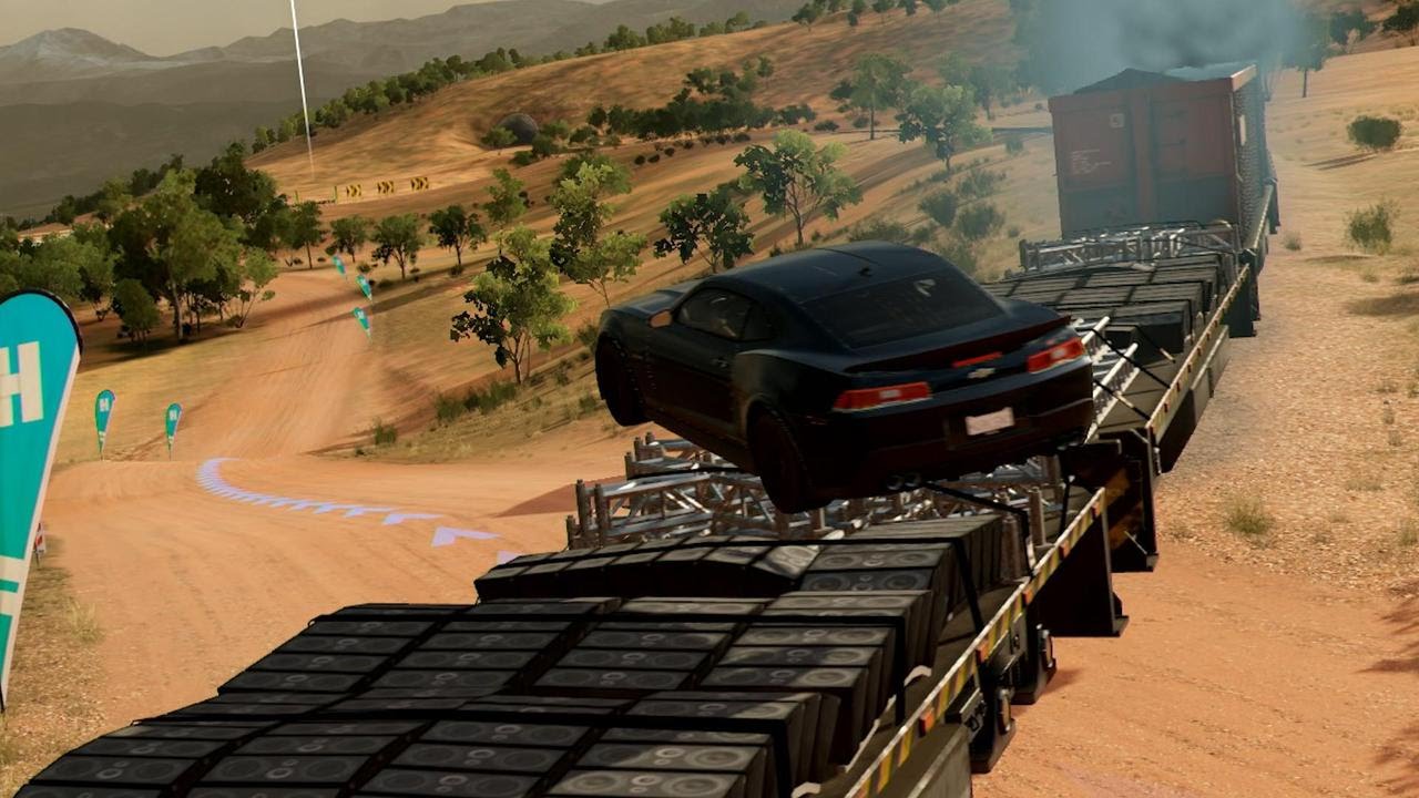 Racing a Freight Train In Forza Horizon 3 