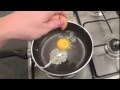 ازاي تقلي بيضة ... مضحك جداً How To Flip an Egg