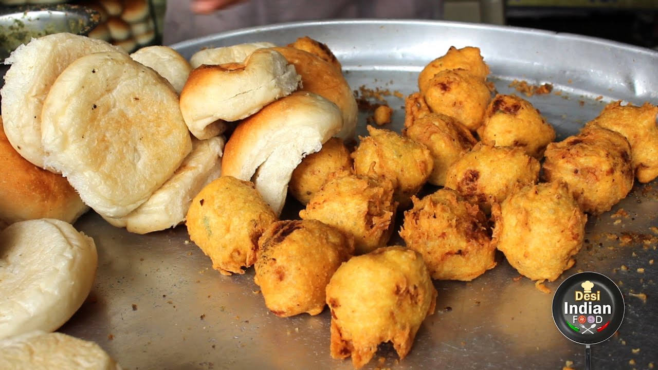 Vada Pav | Bhayander Station, Mumbai India | Desi Indian Food