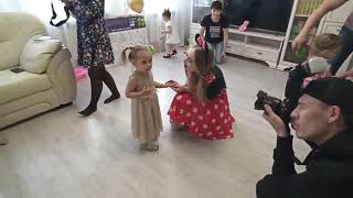 Анимация Микимаус!!! День рождения Vika kids! ЧАСТЬ 2.