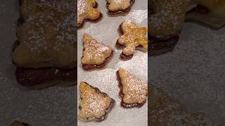 #christmastreats#christmas #puffpastry#nutella#easydessert #christmasbaking #dessert #holidaybaking