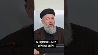 Bu Çocuklara Di̇kkat Edi̇n Hüseyi̇n Çevi̇k