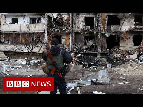 Explosions heard in the Ukrainian capital Kyiv as Russian forces capture airbase nearby - BBC Ne