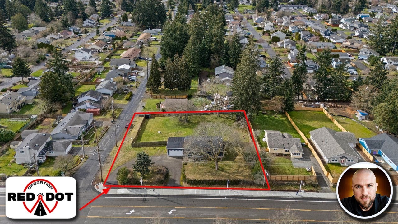 Spacious 3-Bed + Bonus Room in Lakewood | Dual Kitchens, Huge Lot & Close to JBLM!