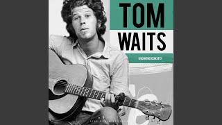 Miniatura de "Tom Waits - Hope That I Don't Fall in Love With You (Live)"