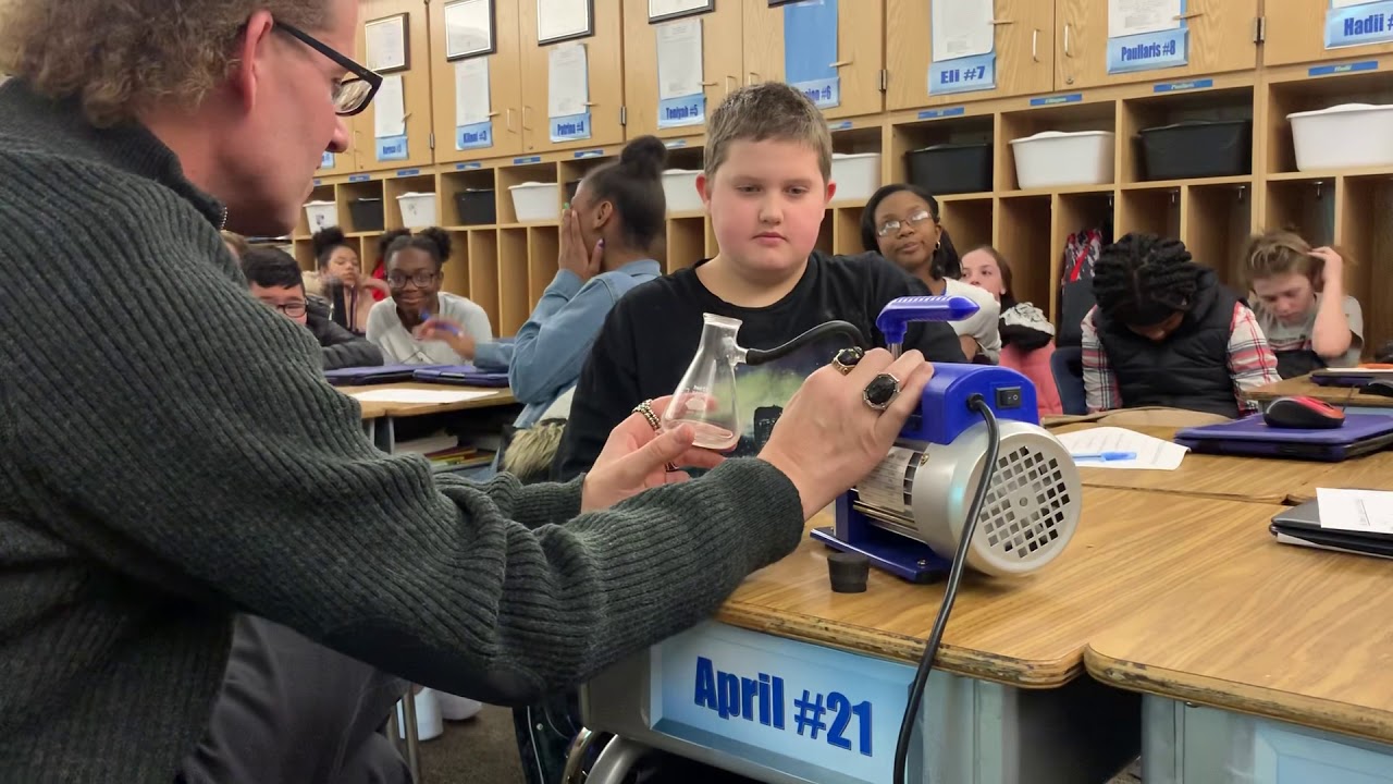 Can sound travel in a vacuum? Find out in RamZland!😎 YouTube