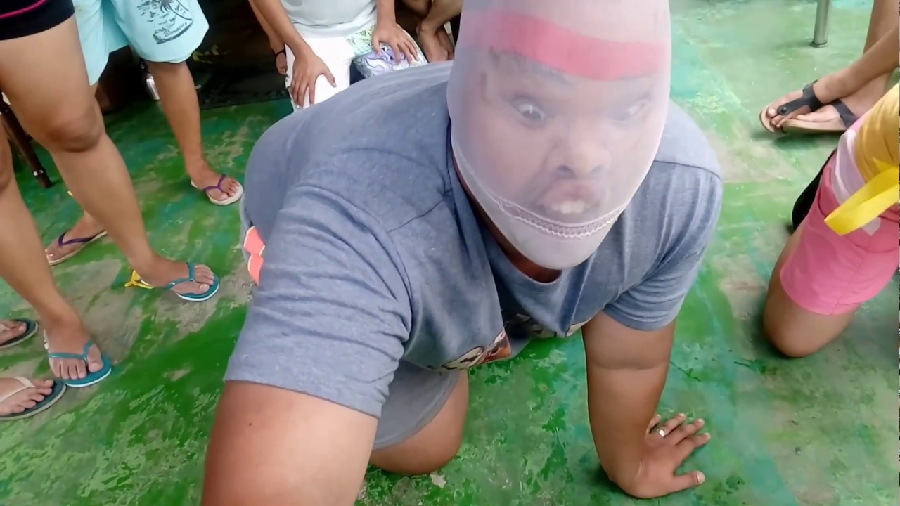 Team building games..stocking yakult..FUNNY! - YouTube