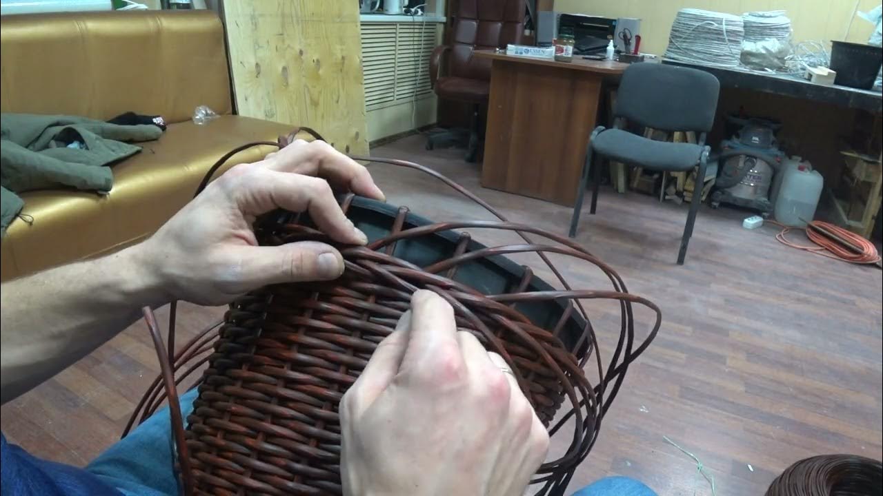 Цилиндр из ротанга своими руками. Плетение кос из ротанга. плетение коса ротанг. кашпо из ротанга своими руками. плетение из ротанга обучение.