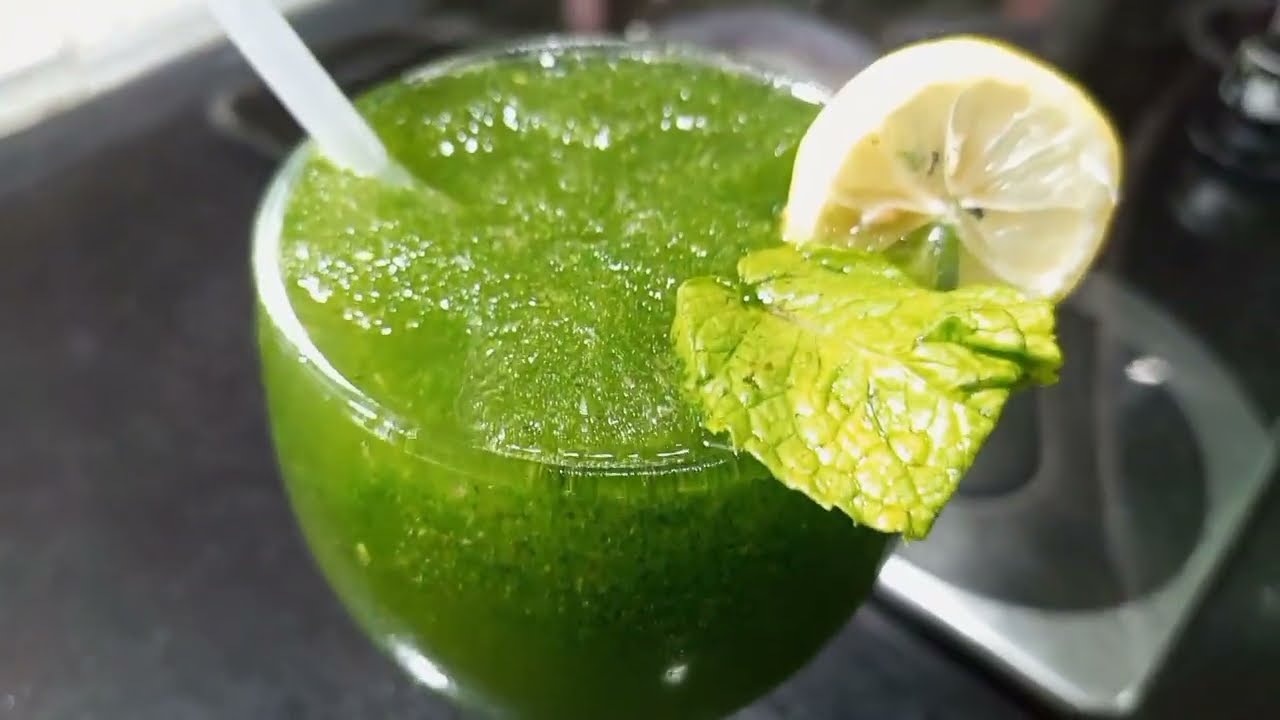 Restaurant Style Mint Margarita Recipe by cooking with MOM Summer