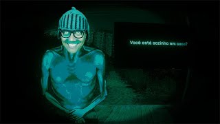 Você está sozinho em casa hoje ?