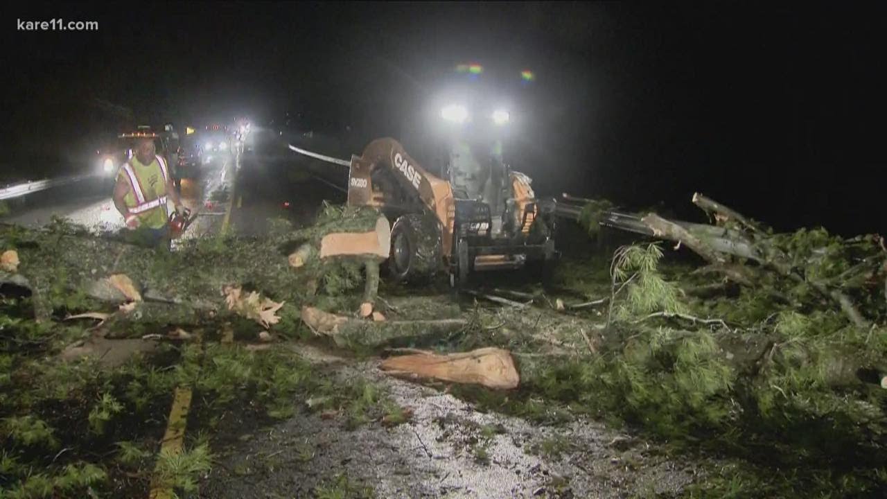 Severe weather pushes through parts of Western Wisconsin - YouTube